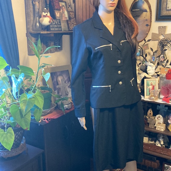 Marmie West black polyester skirt set size 4 - Picture 2 of 10